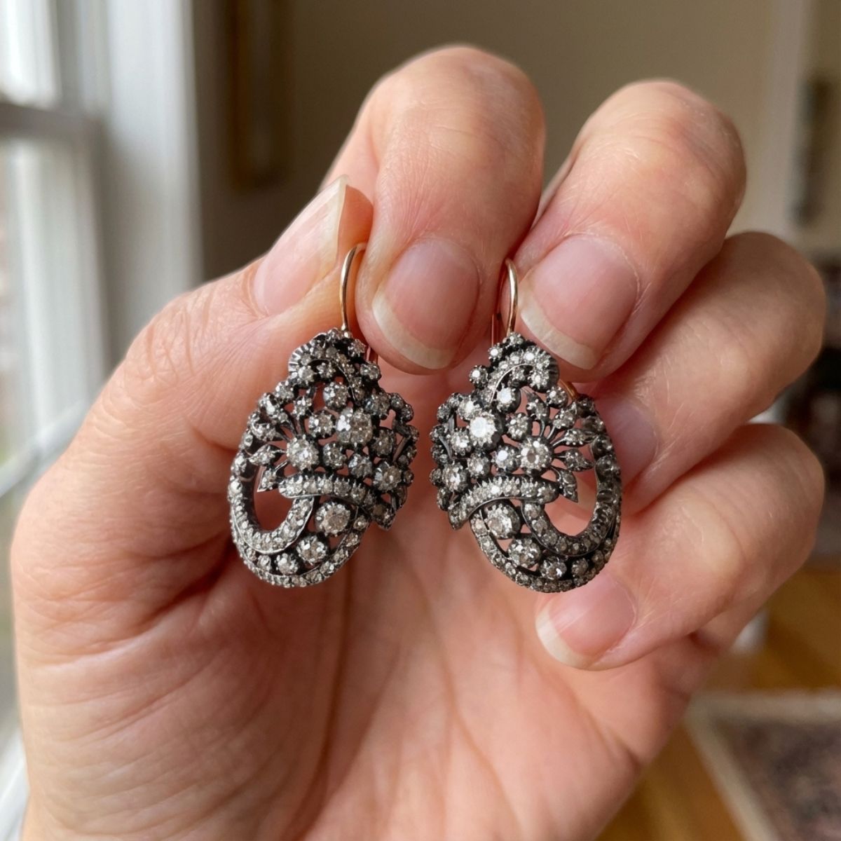 Vintage Teardrop Floral Earrings