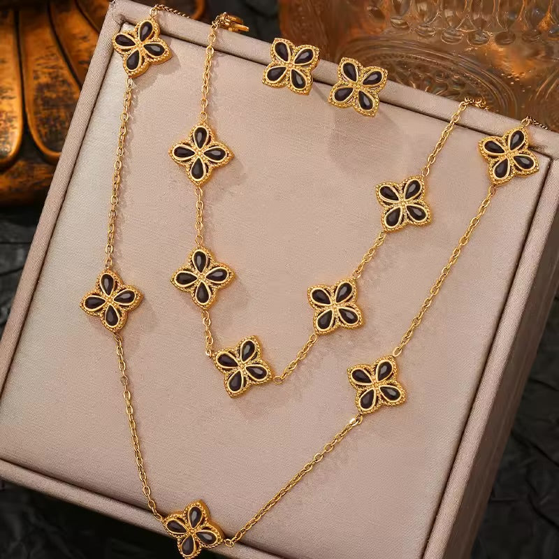 Amara Halo Jewelry Set