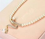 Lustrous Pearl Collar Set