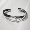 Zariah - Minimalist Undulating Open Cuff